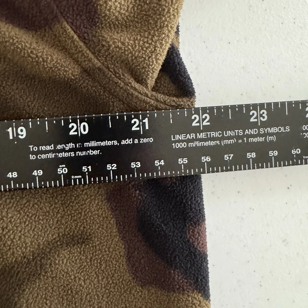 686 Men's Sierra Fleece Button Jacket Sweater Camo - Medium
